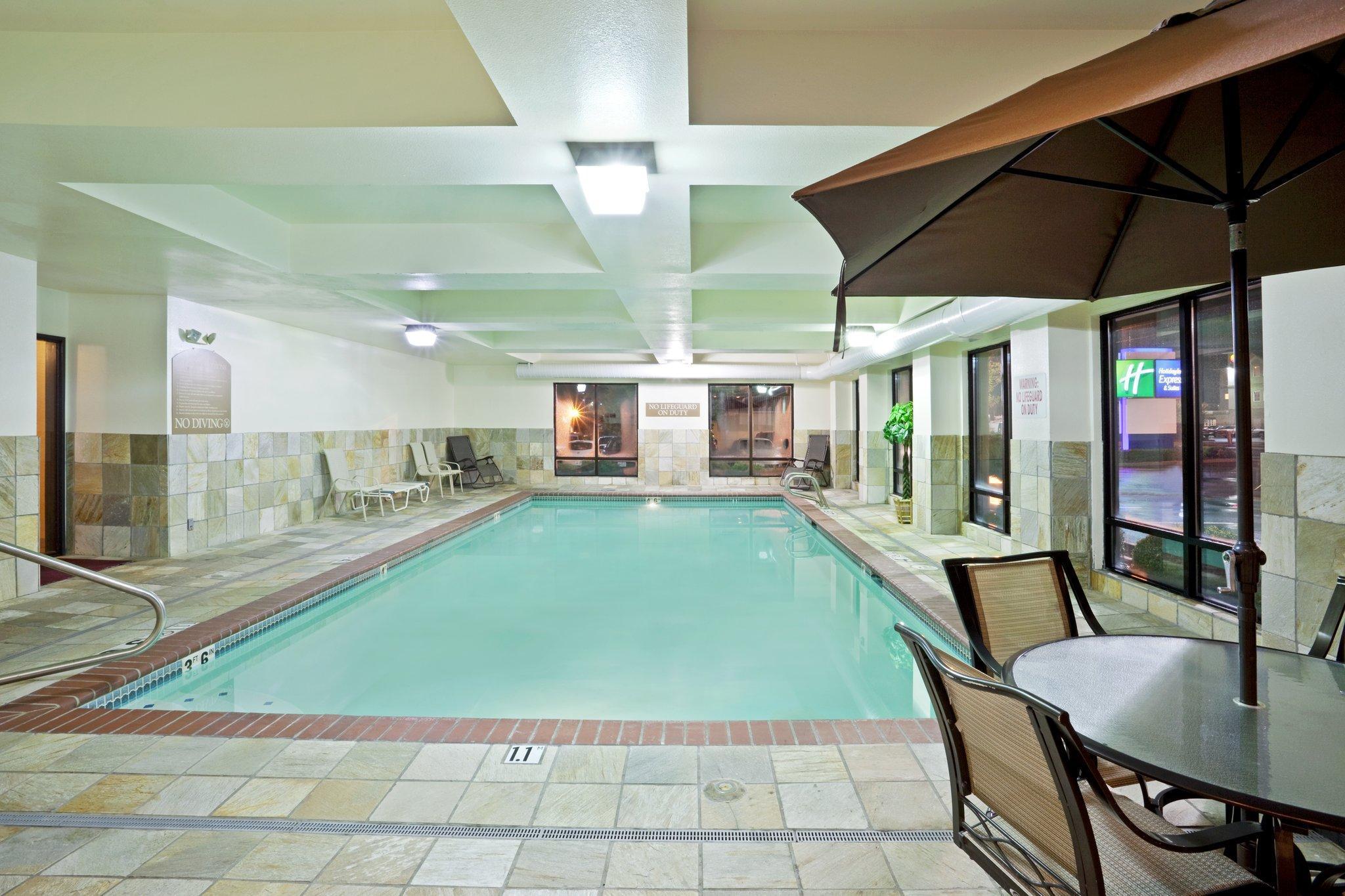Holiday Inn Express & Suites Tacoma By Ihg Ngoại thất bức ảnh