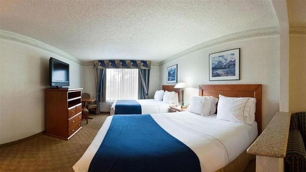 Holiday Inn Express & Suites Tacoma By Ihg Ngoại thất bức ảnh